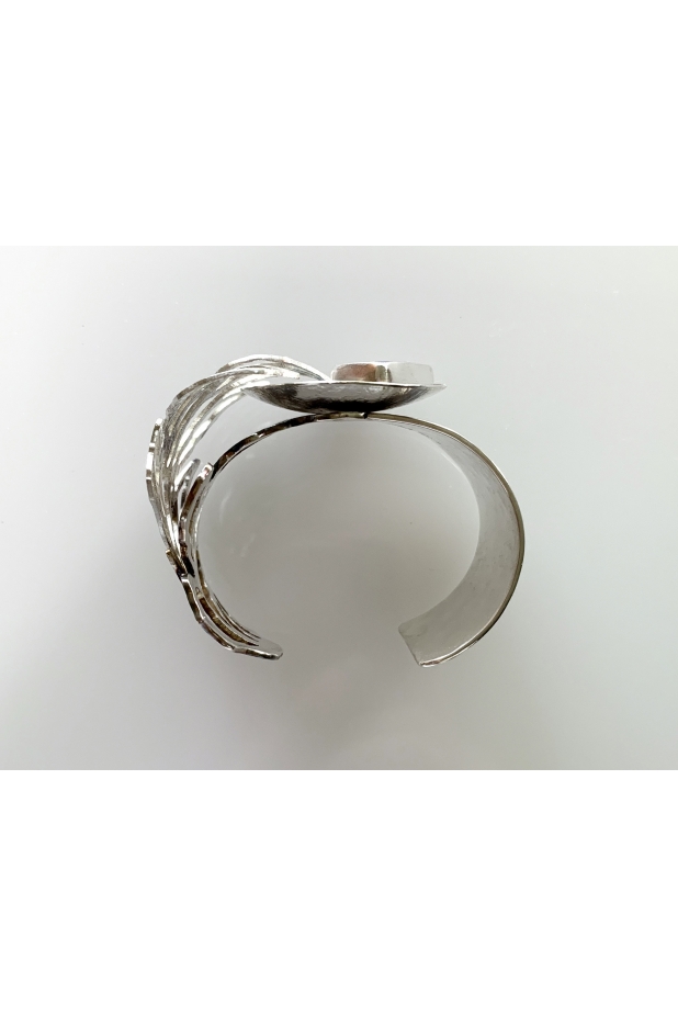 Sterling silver and lapis cuff side view