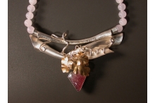 Summer Berries. SS, 22k gold, 18k gold, raspberry quartz, rose quartz beads 17"